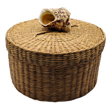 Round Woven Straw Basket Sea hell Knob Nautical Beach Keepsake Box 6" W 5"T