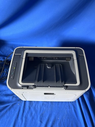 HP LaserJet P1505N Workgroup Laser Printer Tested w/ toner & 20K pages - Picture 3 of 12