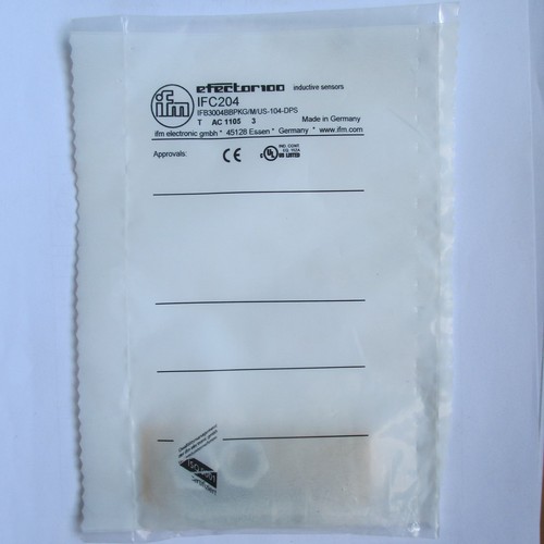 New IFC204 sensor For IFM Free Shipping - Picture 2 of 2