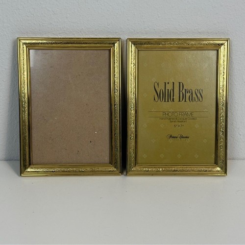 2 Vintage passende geätzte Messing 5x7 Bilderrahmen