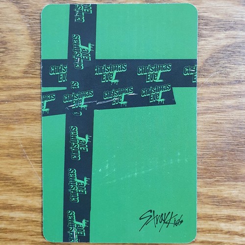 I.N Official Photocard Stray Kids Holiday Special Single Christmas EveL - Picture 2 of 2
