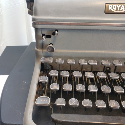 Máquina de escribir manual Royal KMM Touch Control Magic Margin años 40 vintage QWERTY - Imagen 19 de 22