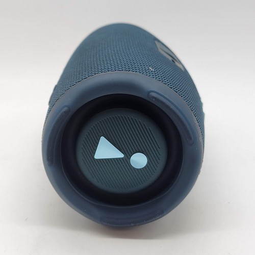 JBL Charge 5 Portable Waterproof Bluetooth Speaker Blue CHARGE5H - Photo 3 sur 6