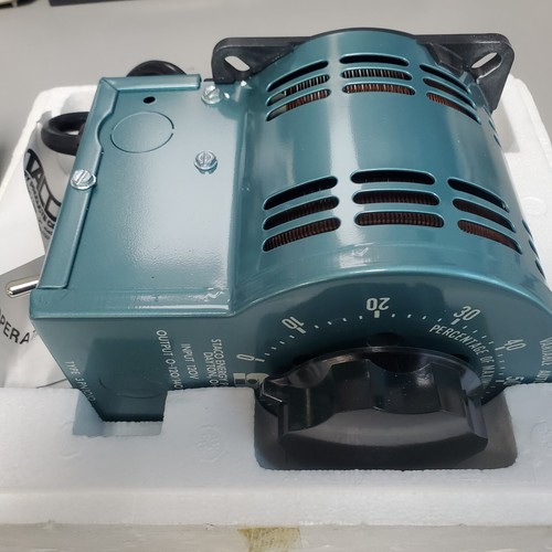 NEW Staco Variable Control Transformer 3PN1010 input 120v output 0-120V (M696) - Picture 1 of 5