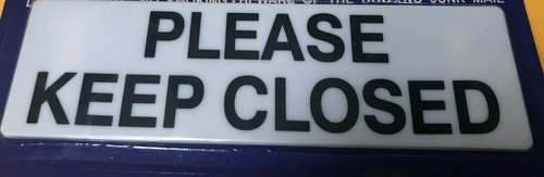 'PLEASE KEEP CLOSED' MAGNETIC SIGN, BUSINESS SIGN, BLACK FREE POST | HYT - Picture 3 of 3