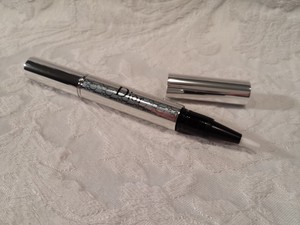 dior concealer pen