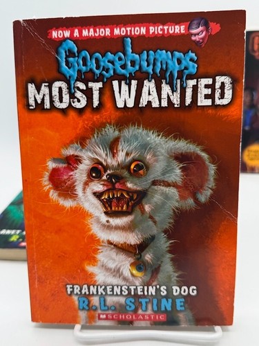 Lot of 13 RL Stine Goosebumps, Horrorland, Most Wanted Paperback Books See List - Picture 10 of 16