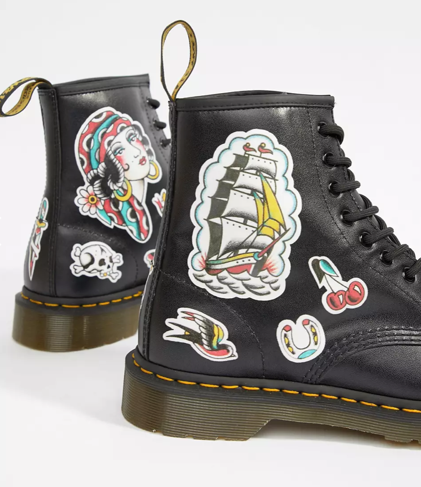 靴 Dr. Martens CHRIS LAMBERT BACKHAND Dr. Martens 1460 Tattoo Chris Lambert SKU: 9057613 - YouTube