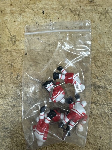 6 Vintage STIGA RED WINGS TEAM TABLE HOCKEY PLAYERS 5 players 1 goalie NHL - Picture 2 of 17