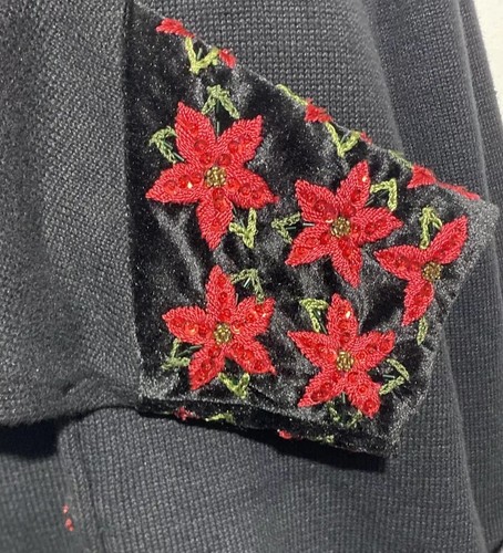 Vintage Tiara International Cardigan Sweater Women Size L Poinsettia Velvet Trim - Picture 4 of 9