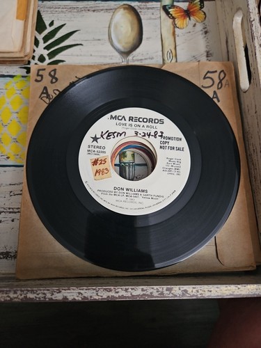 Don Williams 1983 Love is on a Roll 45 RPM Promo VG - Foto 2 di 2