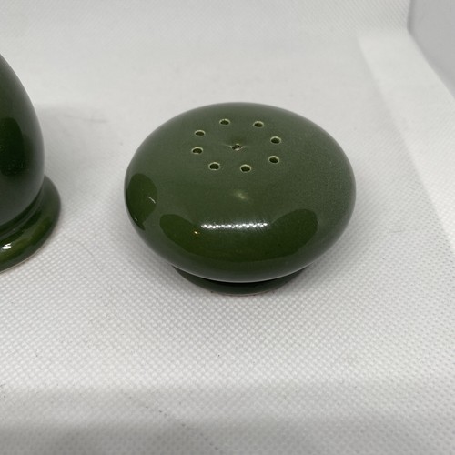 Salero pimentero de cerámica Red Wing de colección alto corto aguacate fresco - Imagen 2 de 7