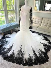 Gothic Mermaid Wedding Dresses Black And White Bridal Gowns Lace Appliques