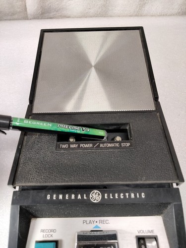 Japan GE Portable Cassette Tape Recorder Model M8440A Player Untested Parts Only - Picture 6 of 7