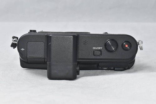 Nikon 1 V1 mirrorless camera + 1 NIKKOR 10-30mm F3.5-5.6 VR lens set From Japan - Picture 9 of 9