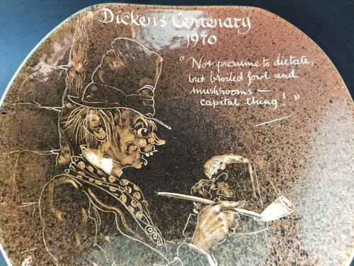 Dickens Centenary Mr. Tingle Artist Decorated & Signed Plate 100th Ann. 1970  - Picture 2 of 5