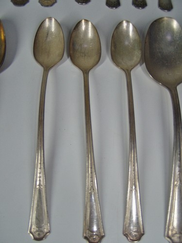 Niagra Silverplate GLENDALE Silver Plate Flatware Lot of 28 Pcs Spoons & Forks - Picture 8 of 9