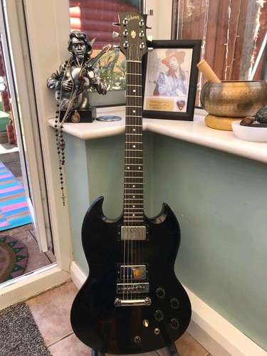 Electric Guitar Gibson SG 1980 Very Genuine with Hard Case Genuine Hard Case