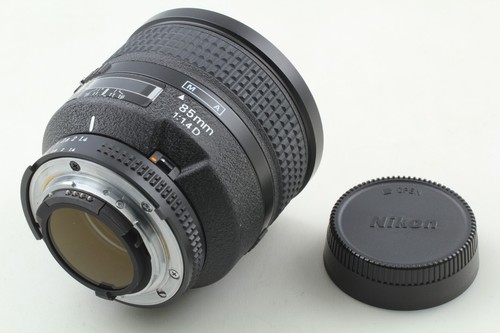 [Top neuwertig mit Haube] Nikon AF Nikkor 85mm f/1.4 D Portrait Teleobjektiv Japan - Bild 10 von 11
