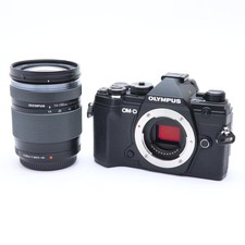 Olympus OM-D E-M5 Mark III Black  14-150mm II Lens Kit 211 -Near Mint-
