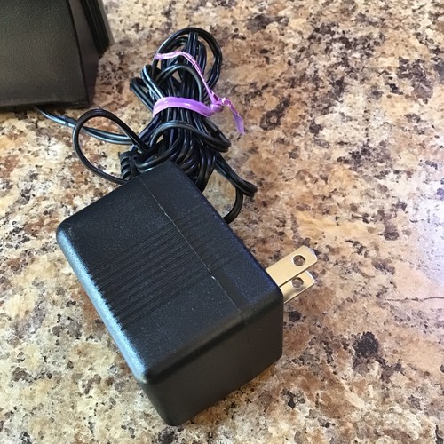 Anelace Powers of 2 BCD Clock Classic Binary Numbers Clock 12 or 24 hour Mode - Picture 4 of 4