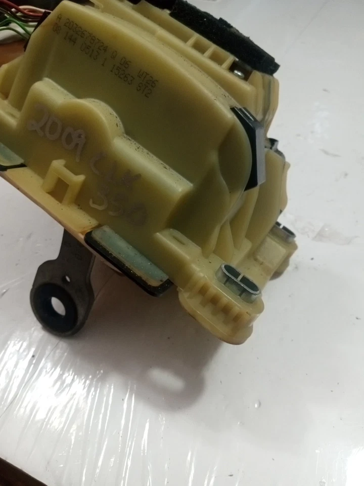 03-09 Palanca de cambios de piso Mercedes W203 W209 C230 C320 C240 C280 2032678724 OEM Foto 4 de 4