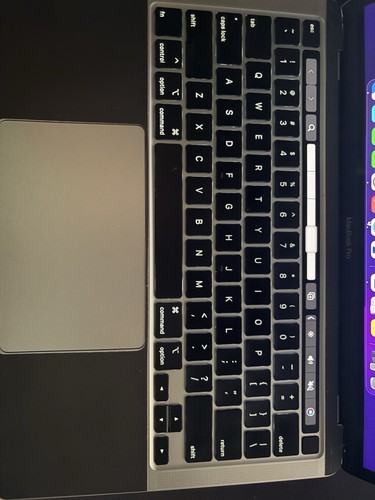 Apple MacBook Pro 2020 13 Inch Screen 8G 250GB USED READ DESCRIPTION - Afbeelding 2 van 8