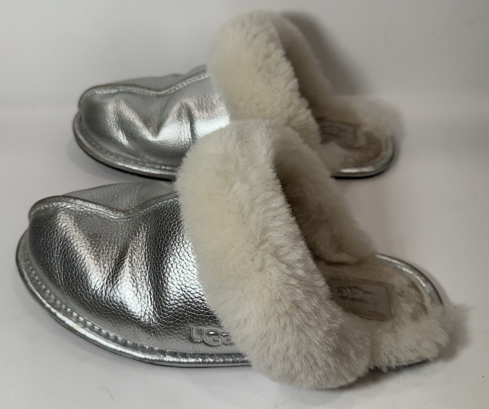 UGG Silver Metallic Shearling Scuff Slippers Wome… - image 4