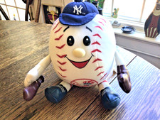 Vtg 1999 COLLECTIBLE  MLB NY YANKEES BASEBALL PLAYER BALL 7 inch PLUSH+cup+mini