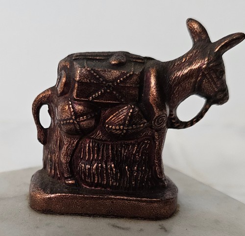 Two Vintage Jim Beam Camilla City Convention Trophies. - Picture 5 of 9