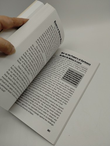 Secrets of Spiritual Warfare by Penn-Lewis, Jessie Paperback Good - Picture 13 of 14