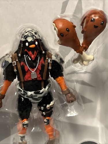 Fortnite Solo Mode 4” CLUCK Eggsplosive Figure Chicken Legs - Picture 3 of 7