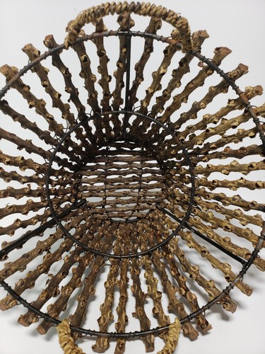 Rare Vintage Handmade Round Metal Frame Stick Basket Woven Handles - Picture 5 of 10