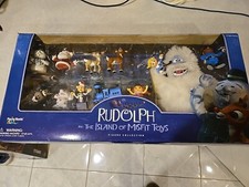 RUDOLPH  The Island of MISFIT TOYS 12 Pc. Figure Collection 2001 Playing Mantis