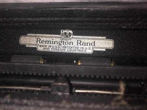 Vintage Remington Rand Remette manuelle tragbare Schreibmaschine mit Etui funktioniert super! - Bild 7 von 9