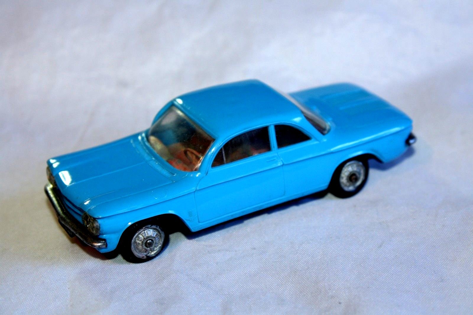 Norev Vintage Chevrolet Corvair Monza 43, Very Good Original Condition Norev Vintage Chevrolet Corvair Monza 43, Very Good Original Condition
