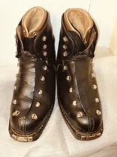 Antique 1950s Double Boot/Lace Western Germany Ski Boots. Size 0211-9-04