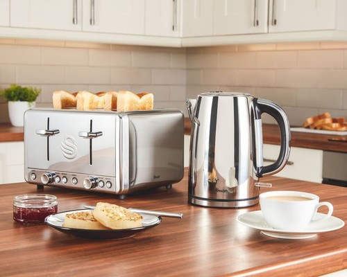 Swan Classic Jug Kettle, Polished Stainless Steel, 2200w, 1.7L SK14060N - Picture 9 of 9