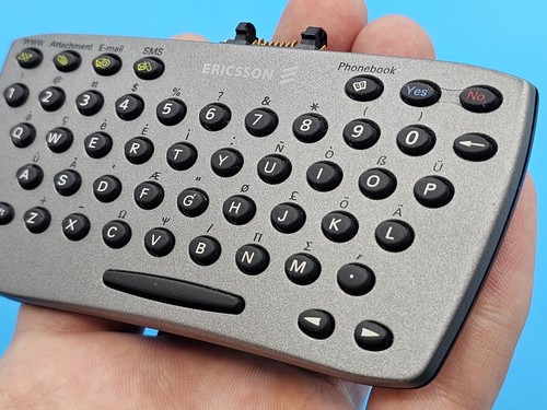 Teclado adicional vintage Ericsson T10 Chatboard CHA -01 plateado sin caja - Imagen 3 de 10