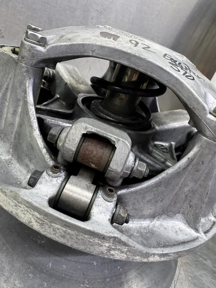 OEM 1993 93 92 94 95 piezas Yamaha Exciter II 570 SX embrague de transmisión de polea primaria Foto 3 de 4