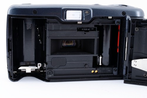 [Neuwertig] MINOLTA P's Panorama Point & Shoot analoge Kleinbildkamera grau - Bild 12 von 24