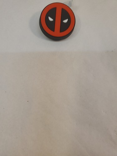 Crocs Jibbitz Deadpool Marvel Comic Universe Charm 10010637 - Picture 2 of 4