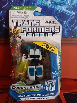 Transformers Prime Cyberverse Series 2 014 Autobot Tailgate (Dual Ion Blaster) - Legion Transformers Prime Cyberverse Series 2 014 Autobot Tailgate (Dual Ion Blaster) - Legion
