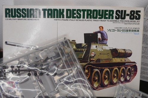 Tamiya Philipines Russian Tank Destroyer SU-85 Modell Bausatz Panzer - Bild 3 von 5