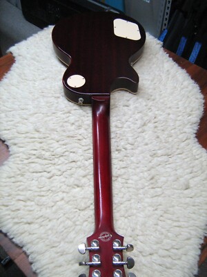 Epiphone 2010 Les Paul Traditional Pro Ltd Ed Cherry Burst w Epiphone 2010 Les Paul Traditional Pro Ltd Ed Cherry Burst w
