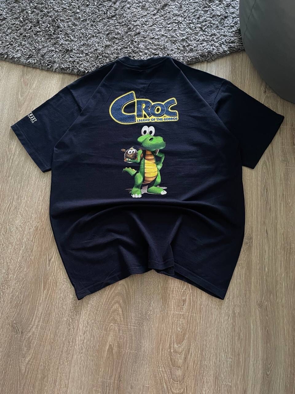 Picture 1 of 12