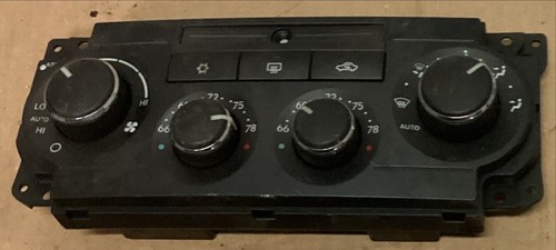 05-07 JEEP GRAND CHEROKEE A/C HEATER TEMPERATURE CLIMATE CONTROL OEM P55111010AI - Picture 1 of 3