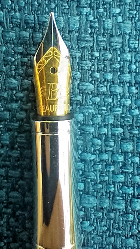 Vintage wooden Fountain pen with matching propelling pencil in wood case + 1 - Picture 3 of 9