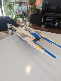 Lego Star Wars Rebel U-Wing Fighter 75155 - Incomplete 
