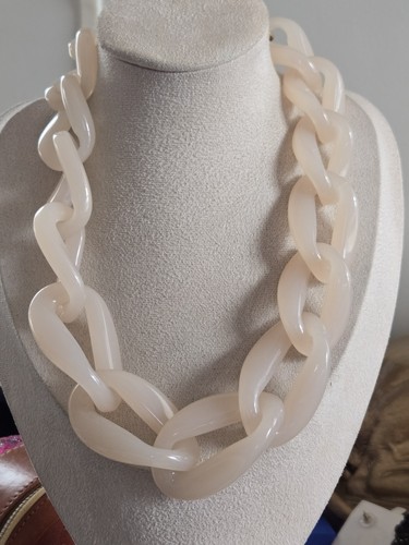 J. Crew Lucite Links Chunky Chain necklace in Light Cream